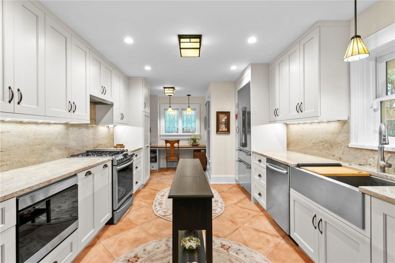 316 9th Avenue Ne, Saint Petersburg, FL 33701 Photo