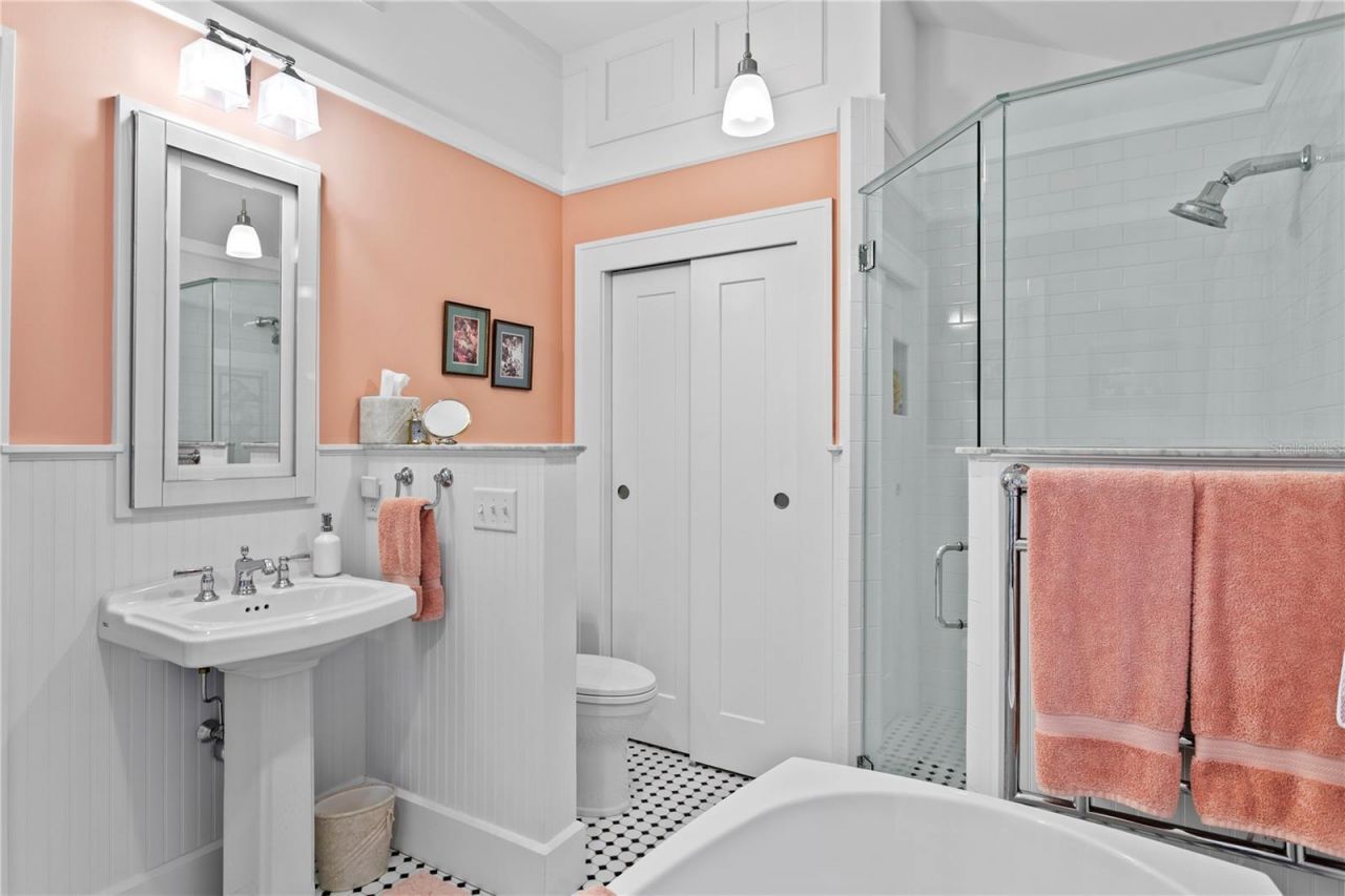 316 9th Avenue Ne, Saint Petersburg, FL 33701 Photo