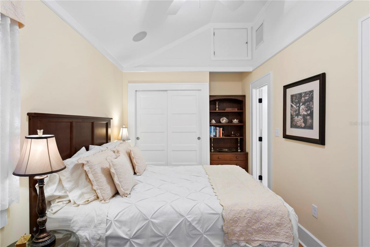 316 9th Avenue Ne, Saint Petersburg, FL 33701 Photo