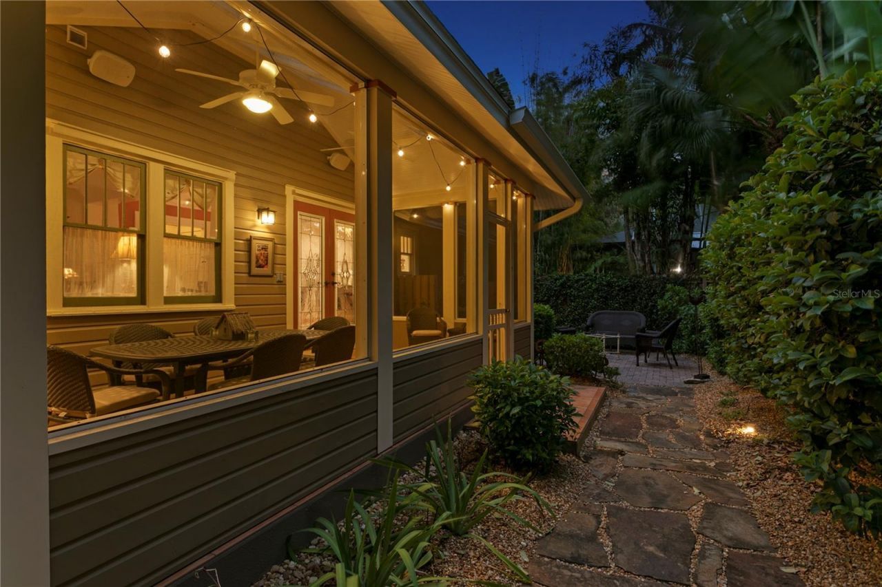 316 9th Avenue Ne, Saint Petersburg, FL 33701 Photo