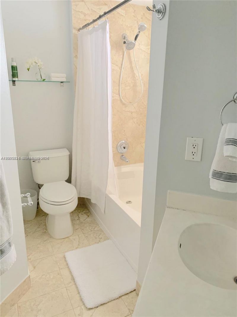 3245 NE 184th St, Unit 13403, Aventura, FL 33160 Photo