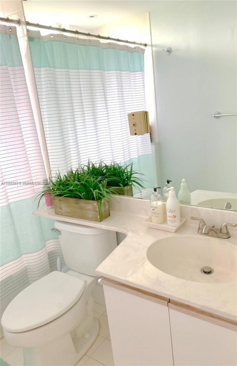 3245 NE 184th St, Unit 13403, Aventura, FL 33160 Photo