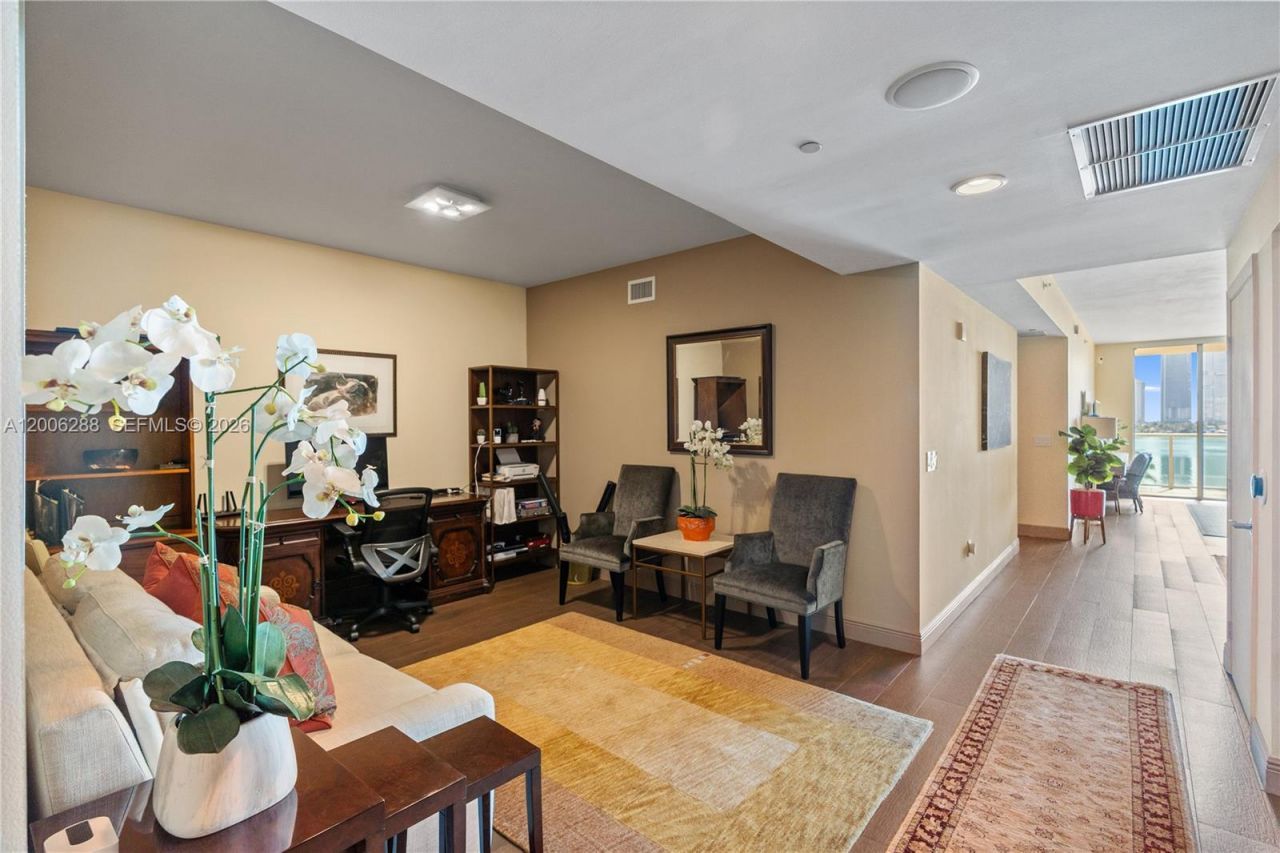 3330 NE 190th St , Unit 712, Aventura, FL 33180 Photo