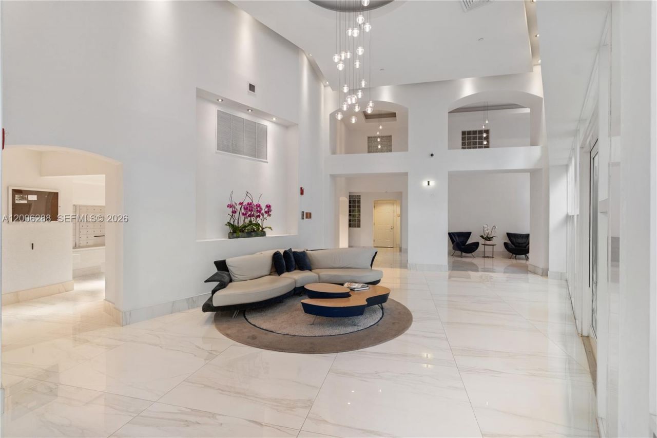 3330 NE 190th St , Unit 712, Aventura, FL 33180 Photo
