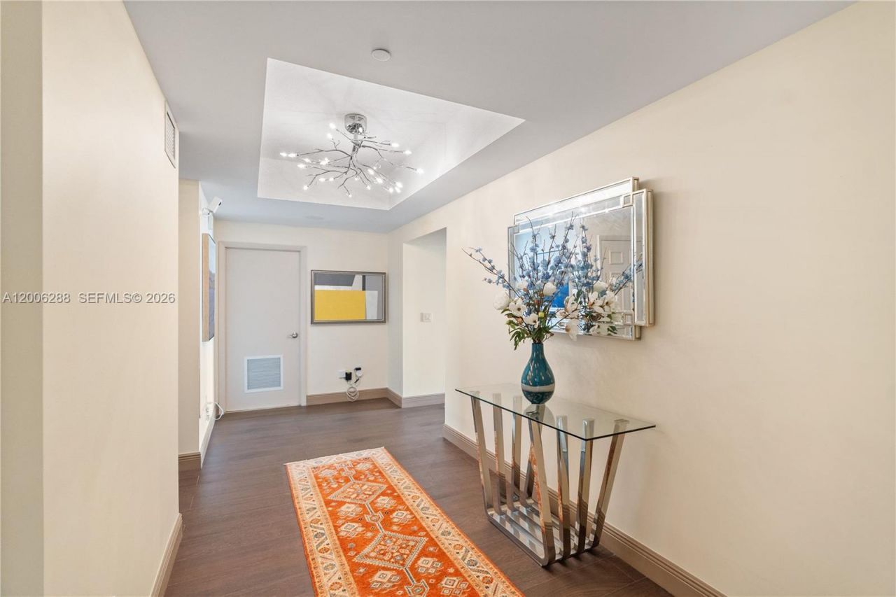 3330 NE 190th St , Unit 712, Aventura, FL 33180 Photo