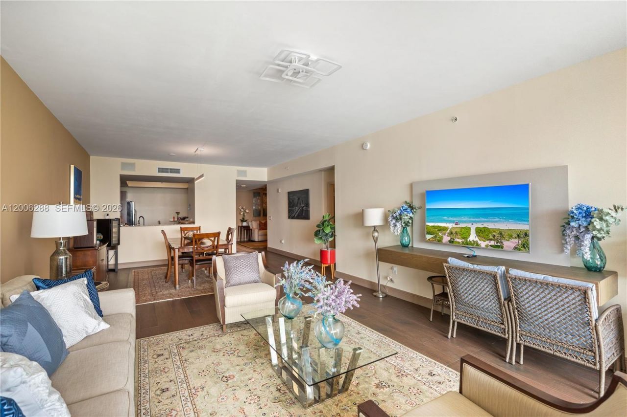 3330 NE 190th St , Unit 712, Aventura, FL 33180 Photo