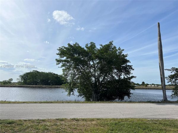 1510 River Road , Moore Haven, FL 33873