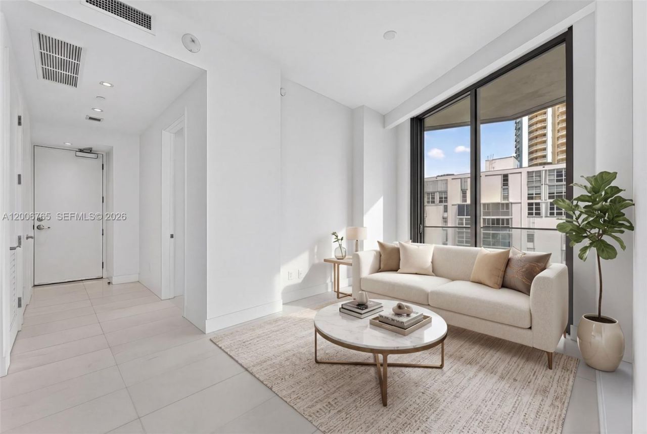 175 SE 25th Rd , Unit 604, Miami, FL 33129 Photo