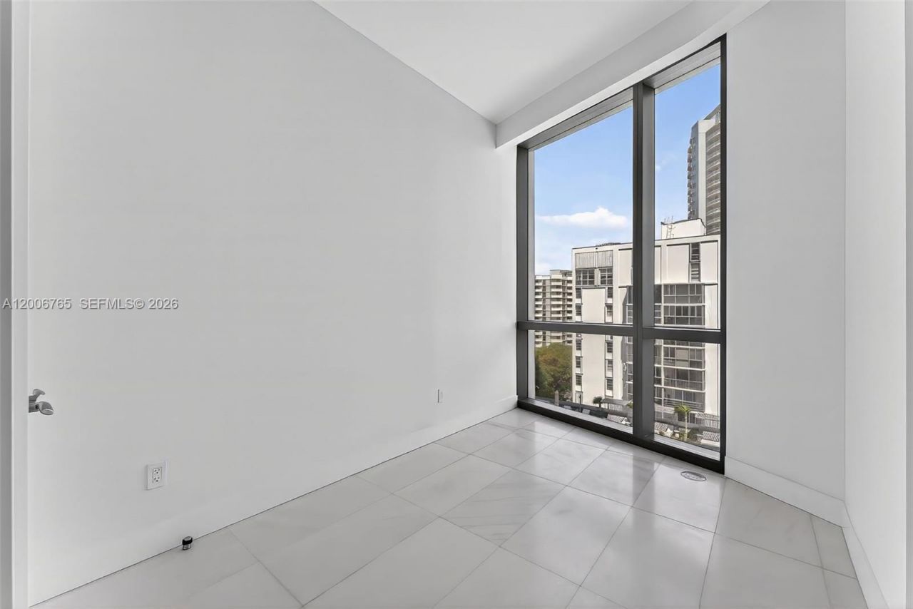 175 SE 25th Rd , Unit 604, Miami, FL 33129 Photo