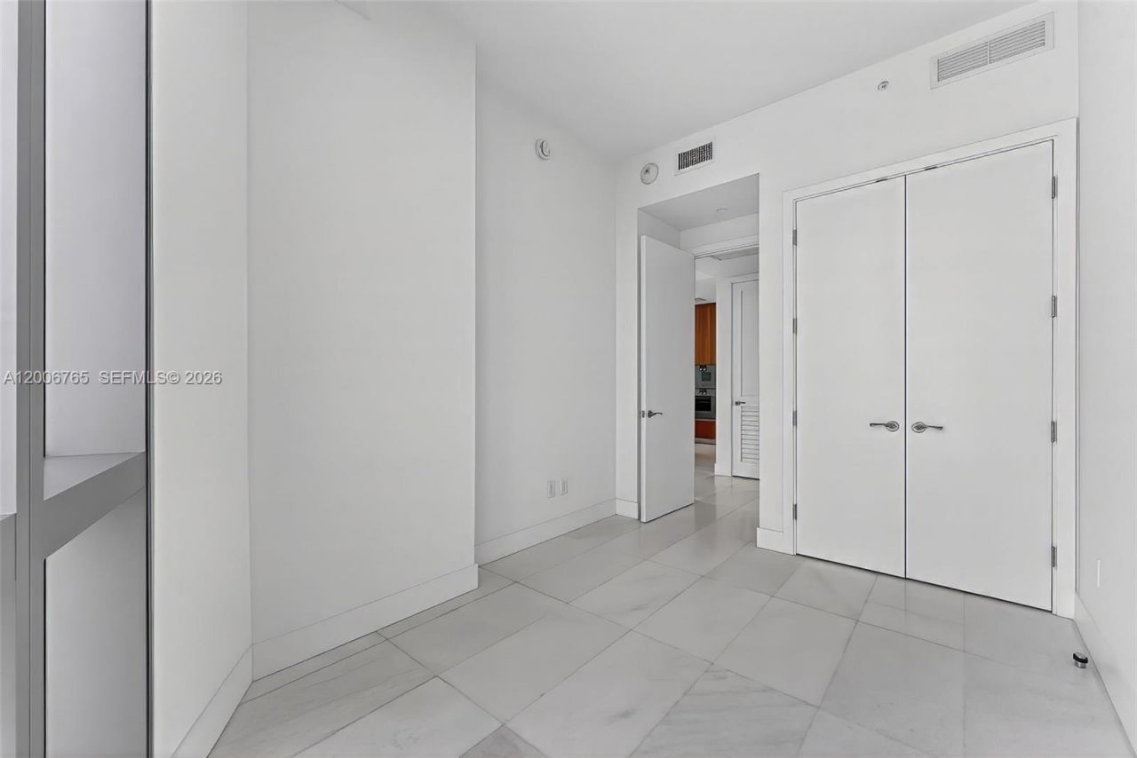 175 SE 25th Rd , Unit 604, Miami, FL 33129 Photo