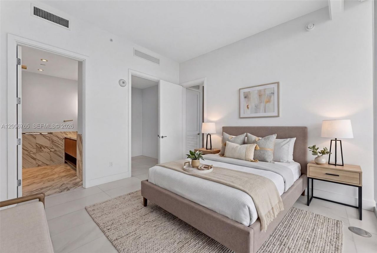 175 SE 25th Rd , Unit 604, Miami, FL 33129 Photo