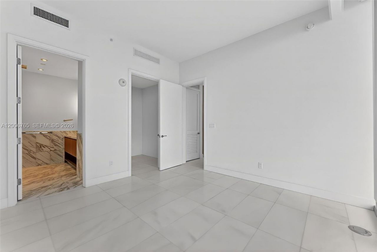 175 SE 25th Rd , Unit 604, Miami, FL 33129 Photo