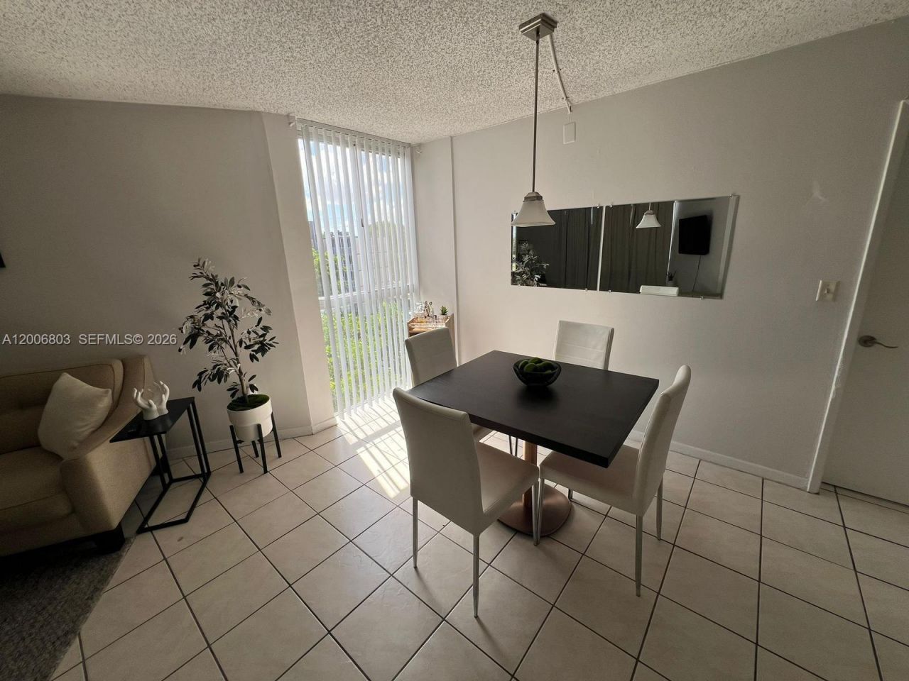 7125 NW 186th St , Unit B502, Hialeah, FL 33015 Photo