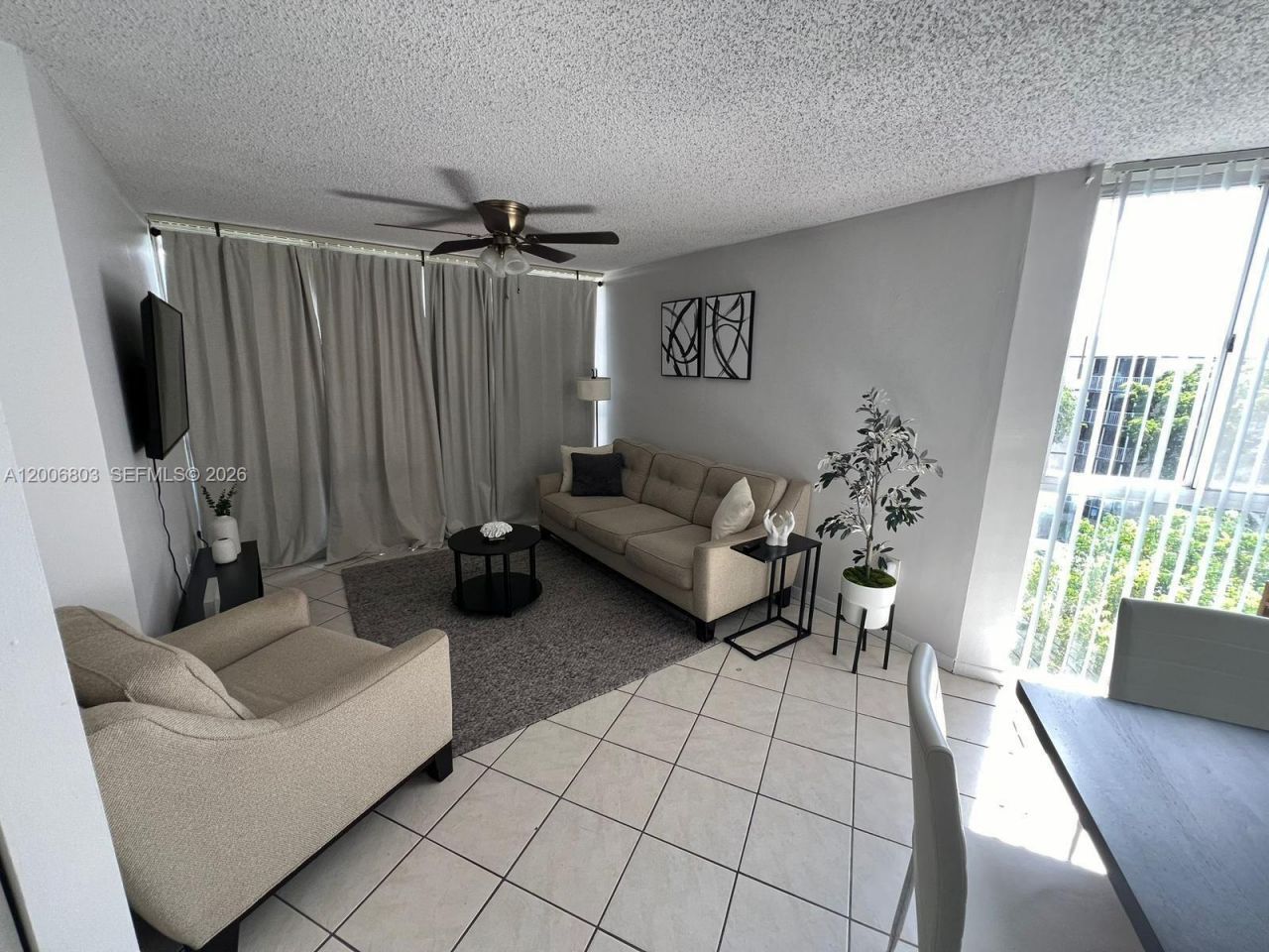 7125 NW 186th St , Unit B502, Hialeah, FL 33015 Photo