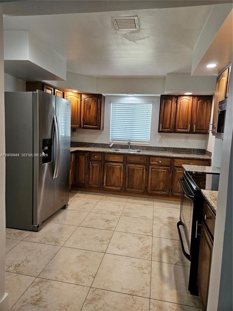 10050 Broad Channel Dr, Cutler Bay, FL 33157 Photo