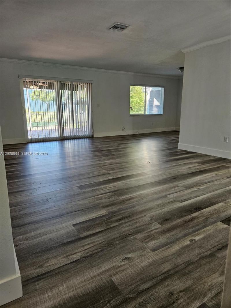 10050 Broad Channel Dr, Cutler Bay, FL 33157 Photo