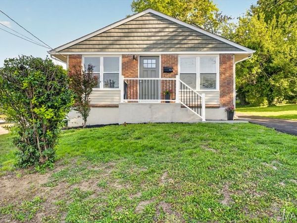 401 Meacham Street , Kirkwood, MO 63122