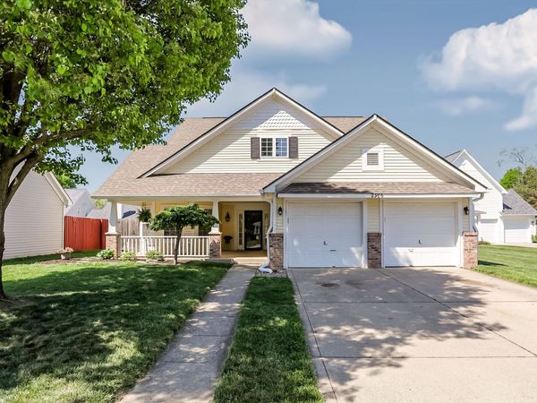 2986 Weatherstone Drive, Carmel, IN 46032
