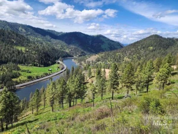 1404 Carrot Ridge Road, Greer, ID 83536