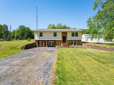 868 JT King Road, Hartford, KY 42347