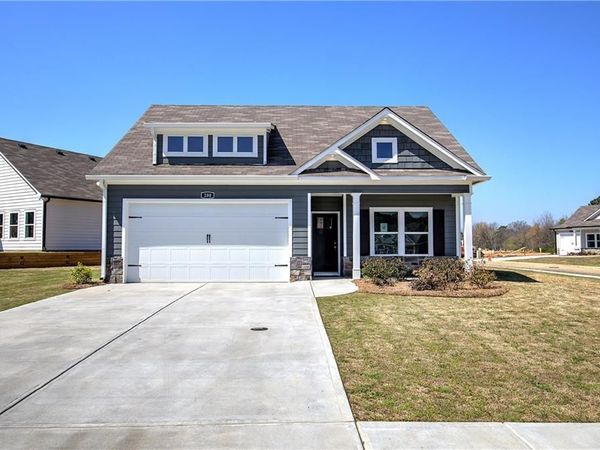 200 Daisy Court , Cartersville, GA 30121