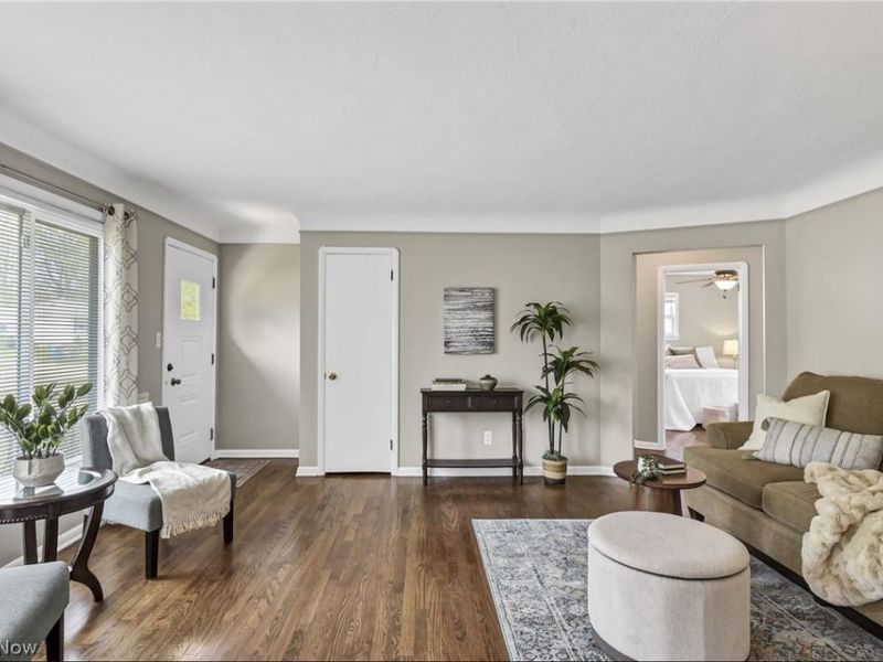 6469 Anita Drive , Parma Heights, OH 44130 Photo 11