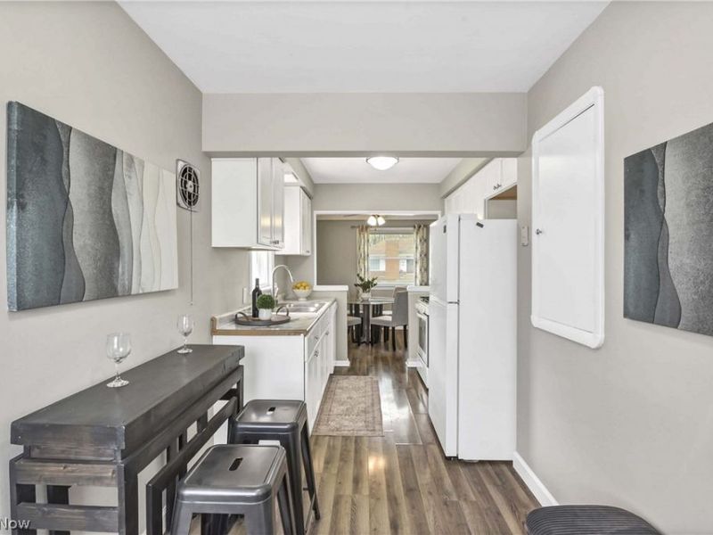 6469 Anita Drive , Parma Heights, OH 44130 Photo 17