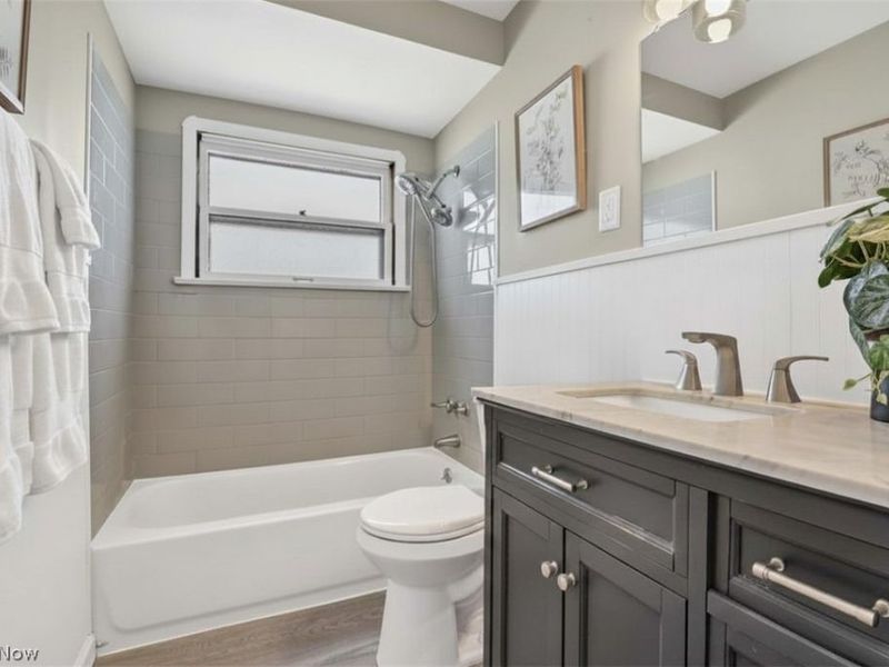 6469 Anita Drive , Parma Heights, OH 44130 Photo 23