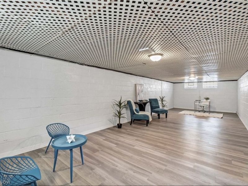 6469 Anita Drive , Parma Heights, OH 44130 Photo 24