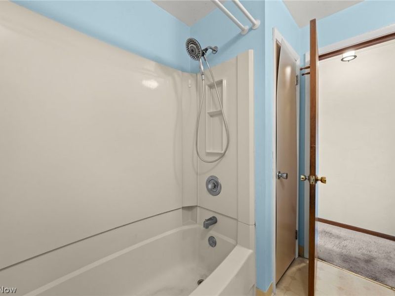 2031 W Pleasant Valley Road , Parma, OH 44134 Photo 19