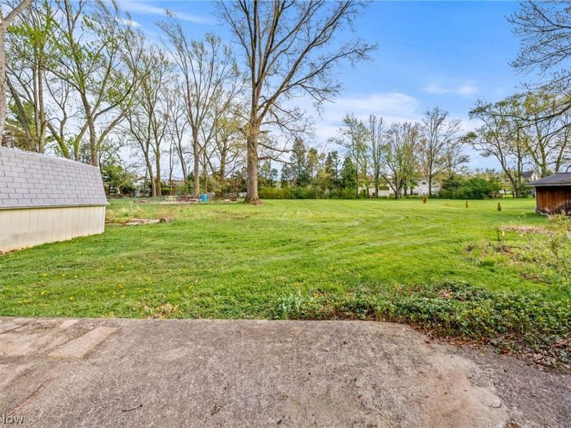 2031 W Pleasant Valley Road , Parma, OH 44134 Photo 32