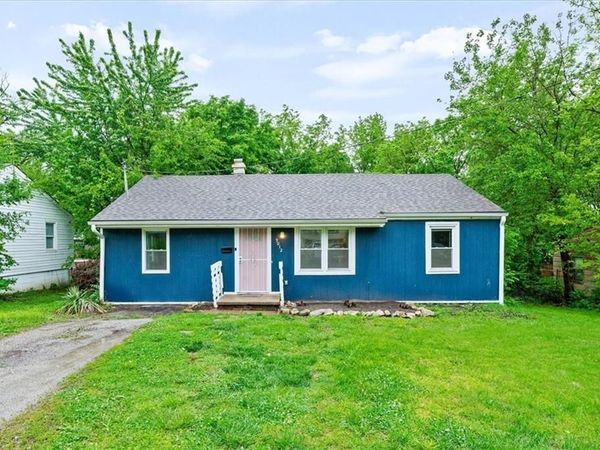 9012 E 52nd Terrace, Kansas City, MO 64133