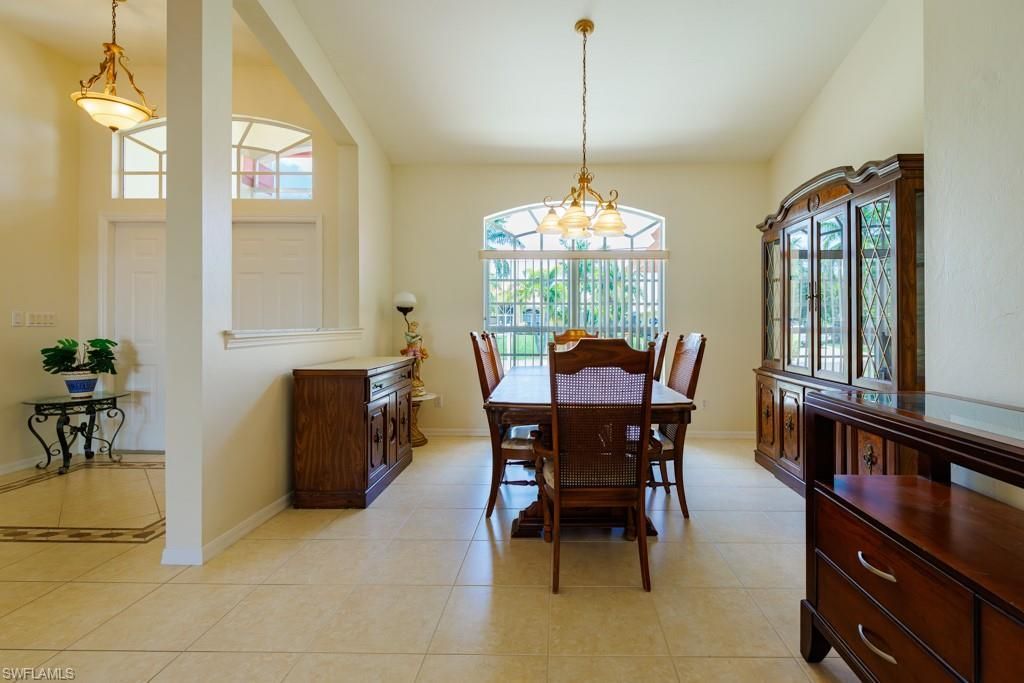 4210 SW 25th Pl, Cape Coral, FL 33914 Photo