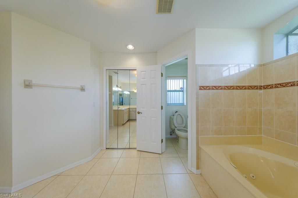 4210 SW 25th Pl, Cape Coral, FL 33914 Photo