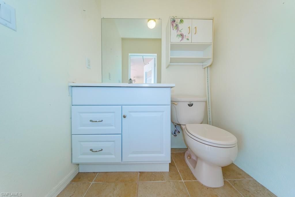 4210 SW 25th Pl, Cape Coral, FL 33914 Photo