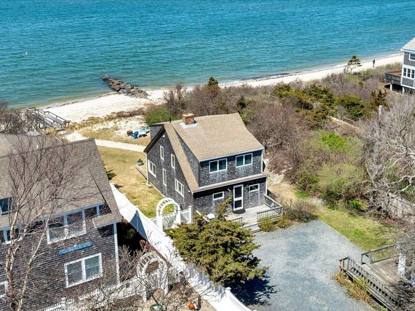 232 Robbins Hill Road , Brewster, MA 02631