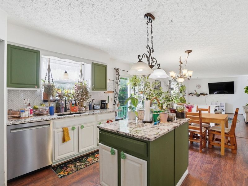942 Okatie Drive, Galloway, OH 43119 Photo 11