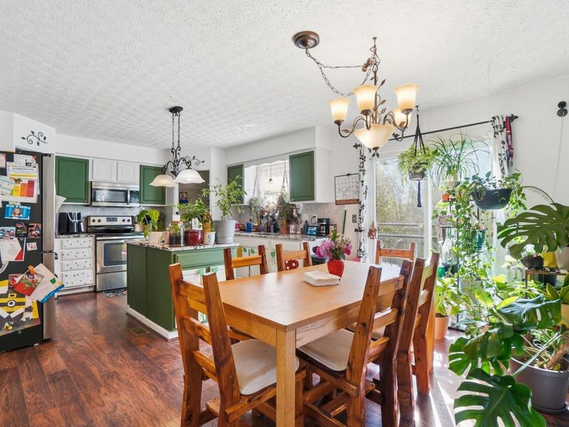 942 Okatie Drive, Galloway, OH 43119 Photo 14