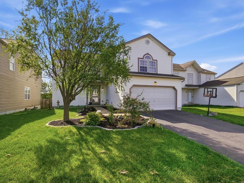 942 Okatie Drive, Galloway, OH 43119 Photo 2