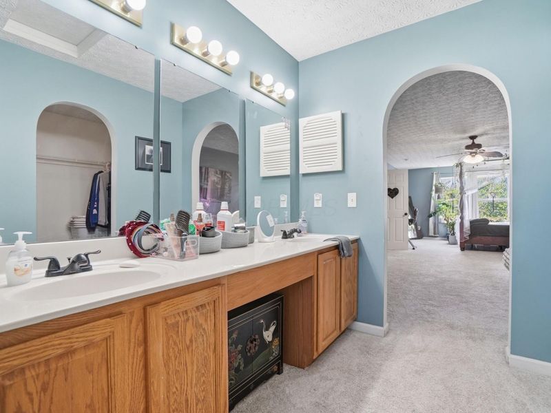 942 Okatie Drive, Galloway, OH 43119 Photo 23