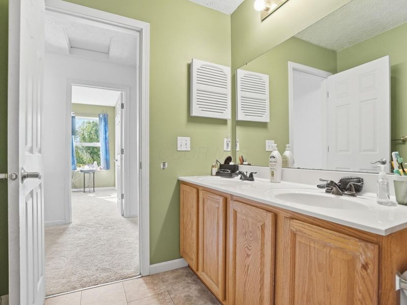 942 Okatie Drive, Galloway, OH 43119 Photo 27