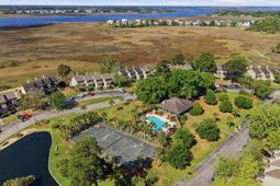 176 River Breeze Drive photo 4