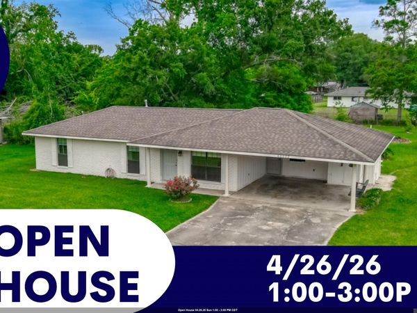 40502 Mary Ann St, Prairieville, LA 70769