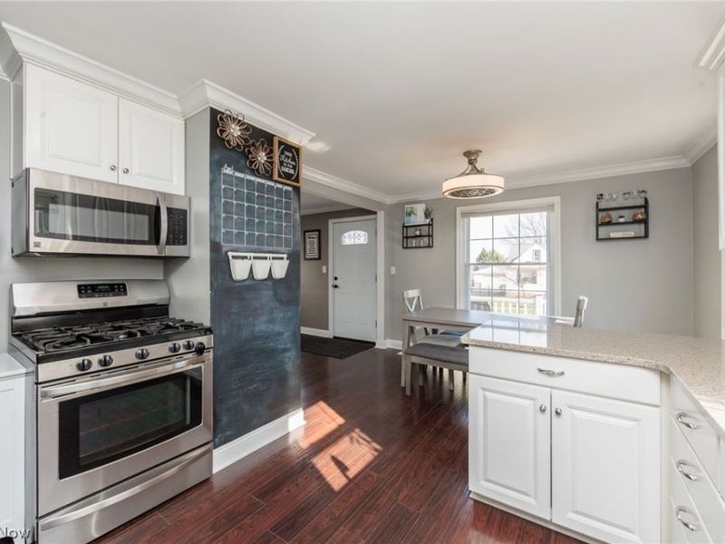 4003 Woodrow Avenue , Parma, OH 44134 Photo 11