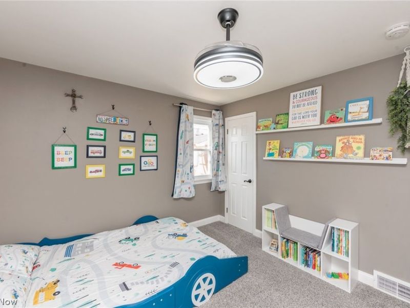 4003 Woodrow Avenue , Parma, OH 44134 Photo 18