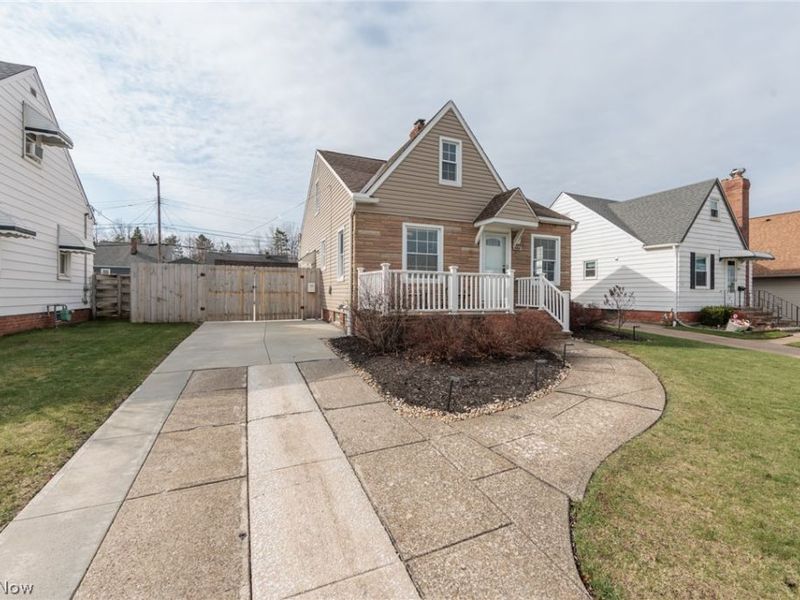 4003 Woodrow Avenue , Parma, OH 44134 Photo 3