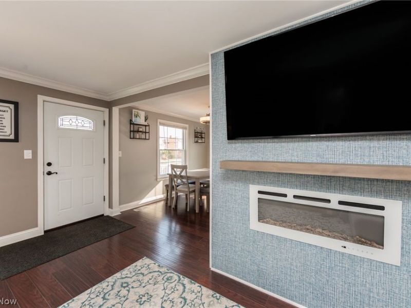 4003 Woodrow Avenue , Parma, OH 44134 Photo 4