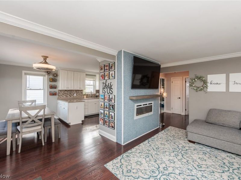 4003 Woodrow Avenue , Parma, OH 44134 Photo 6