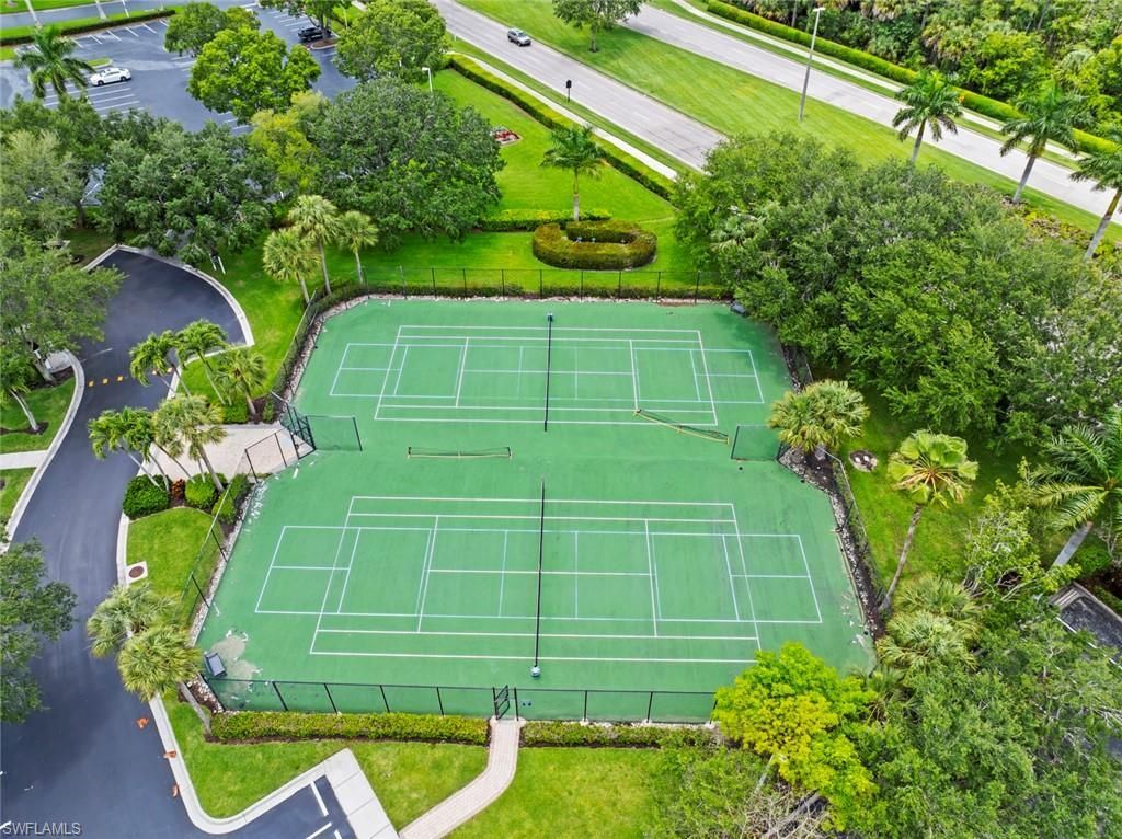 7940 Mahogany Run Ln, Unit 611, Naples, FL 34113 Photo