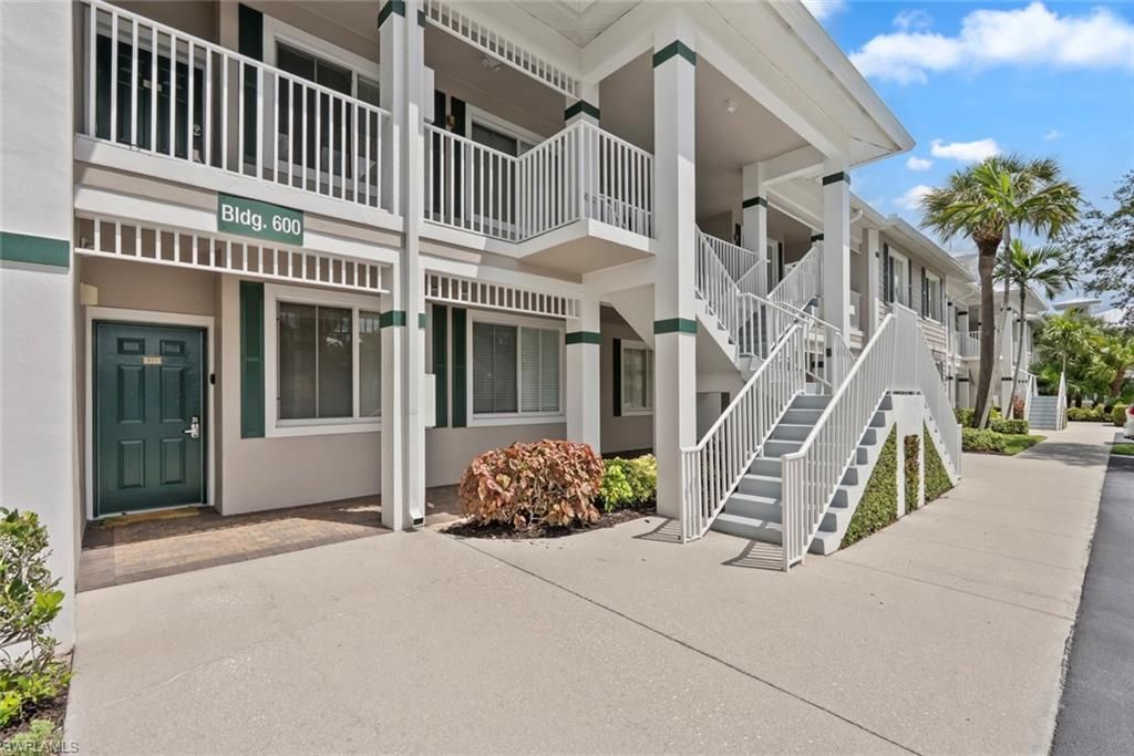 7940 Mahogany Run Ln, Unit 611, Naples, FL 34113 Photo